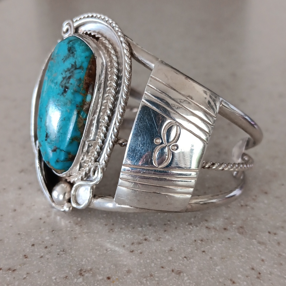 Native American Turquoise Sterling Cuff - Picture 2 of 4
